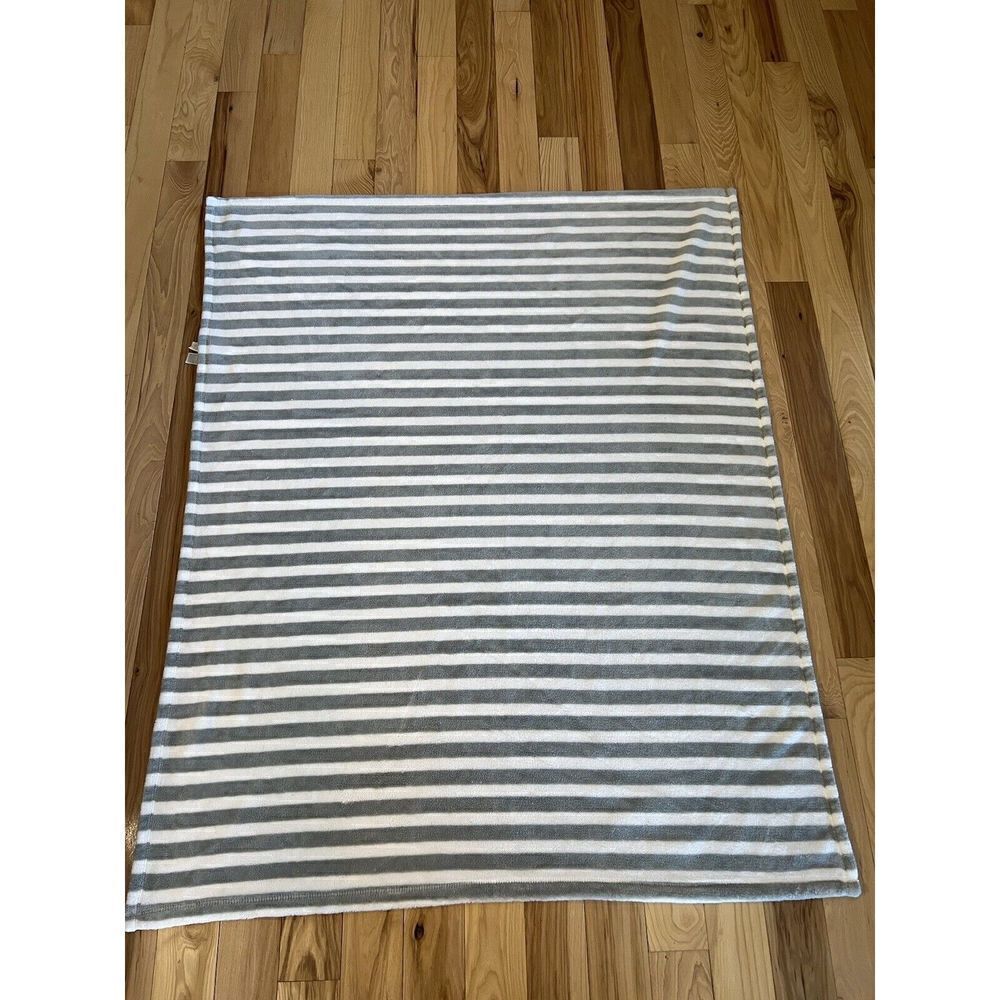 Carters‎ Plush Toddler Blanket Grey And White Stripe 40 in x 50 in